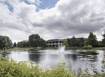 Business centre  in Reading, 1210 Arlington Business Park, 20 m² - MatchOffice.co.uk