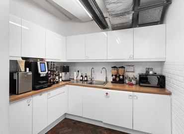 Office Old Street 69 EC1V 9HX Central London