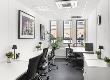 Office Borough High Street 100 SE1 1BL Central London