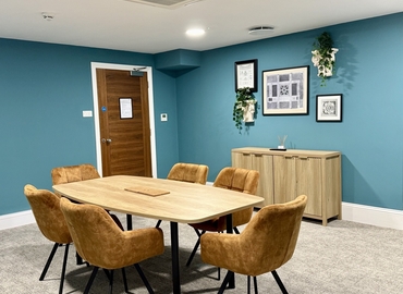 Business center Queen Street 4 BA1 1HE Bath and North East Somerset