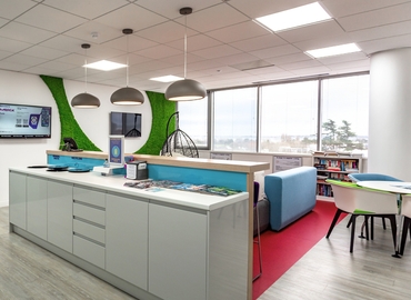 725 m² Business space in Dorset, 24-32 Seldown Lane (BH15 1TW) - 0 | MatchOffice.com