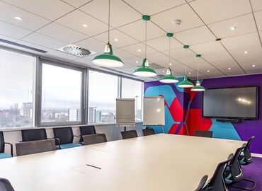 725 m² Business space in Dorset, 24-32 Seldown Lane (BH15 1TW) - 1 | MatchOffice.com