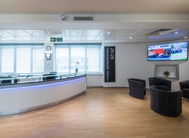Business centre  in West London, Hammersmith Grove 26-28, 148 m² - MatchOffice.co.uk