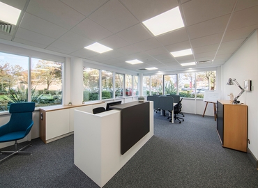 200 m² Coworking space  in Buckinghamshire, Gatehouse Way (HP19 8DB) - 1 | MatchOffice