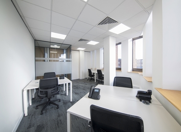Business Centre in East London, 132 Lewisham High Street, 200 m² - MatchOffice.co.uk