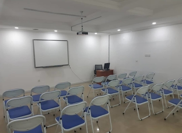 163 m² Conference room in Accra, H140/7 Forest Avenue (%[postal_code]) - 1 | MatchOffice.com