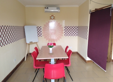 19 m² Convention center in Accra, MRPJ+JC Adenta Municipality (%[postal_code]) - 0 | MatchOffice.com