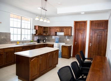 25 m² Business center in Accra, Nikoi St (%[postal_code]) - 8 | MatchOffice.com