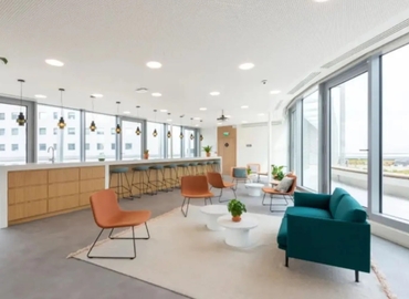 70 m² Co-working  in Conakry Center, ROUTE NATIONALE-1 KALOUM Marché Niger (0000) - 10 | MatchOffice.com