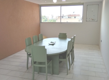 100 m² Convention center in Athens, 33 Saronikou St (163 45) - 1 | MatchOffice