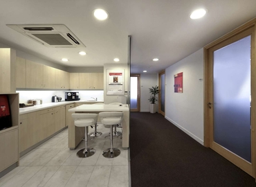 70 m² Serviced office in Athens, Athens Towers 21st floor (115 27) - 11 | MatchOffice