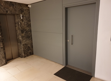 110 m² Serviced office in Athens, Μητροπόλεως 3 (105 57) - 1 | MatchOffice