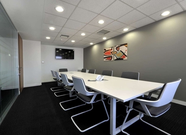 100 m² Conference center in Athens, Athens Towers 21st floor (115 27) - 10 | MatchOffice