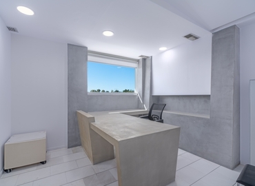 100 m² Convention center in Athens, 33 Saronikou St (163 45) - 7 | MatchOffice.com