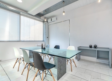 100 m² Conference hall in Athens, 33 Saronikou St (163 45) - 8 | MatchOffice.com