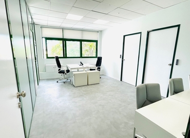 Office 10 Matsa str., Kifissia 145 64 Athens