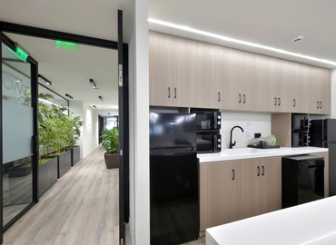 Office Patmou 14 151 23 Marousi