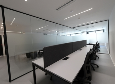 Office Fidiou 9 106 78 Athens