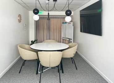 Virtual business address in Palaio Faliro, Leoforos Thisseos 330 (176 75) - 9 | MatchOffice.com