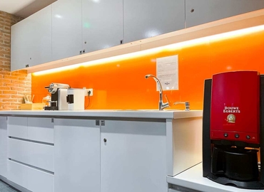 10 m² Serviced office in Athens, Leof. Kifisias 166A (151 26) - 5 | MatchOffice.com