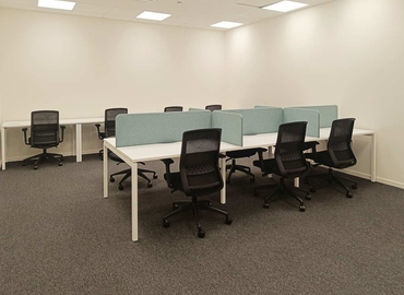 10 m² Shared workspace  in Piraeus, 98 (122 41) - 7 | MatchOffice.com
