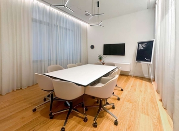 10 m² Business park in Athens, Solonos 53 & Sina Str. (106 72) - 9 | MatchOffice