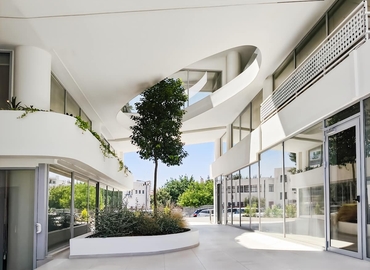 10 m² Shared office  in Palaio Faliro, Leof. Vouliagmenis 602 (164 52) - 11 | MatchOffice.com