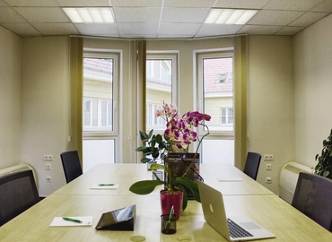 31 m² Co-working in Budapest, Lajos utca 74-76 (1036) - 1 | MatchOffice