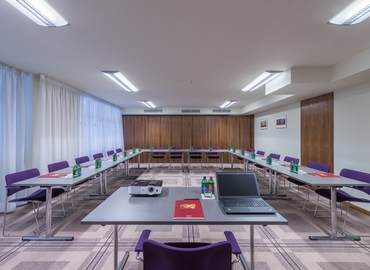 46 m² Conference hall in Budapest, Révay utca 24 (1065) - 1 | MatchOffice