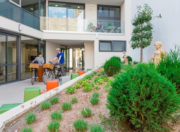 Office Salétrom utca 4 1085 Budapest