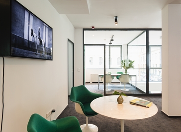 Office Salétrom utca 4 1085 Budapest