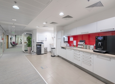 100 m² Business space in Budapest, Széchenyi István tér 7-8. (1051) - 5 | MatchOffice.com