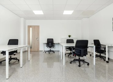 100 m² Business center in Budapest, Fehérvári út 126 (1116) - 8 | MatchOffice.com