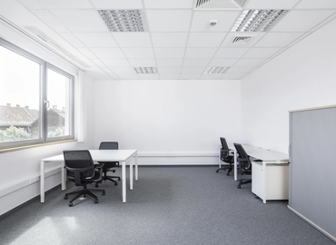 100 m² Conference center in Budapest, Váci út 91 (1039) - 3 | MatchOffice