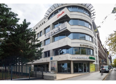 100 m² Convention center in Budapest, Váci út 91 (1039) - 17 | MatchOffice.com