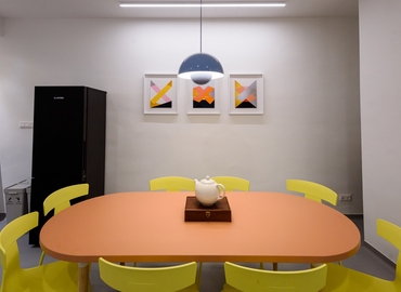 Office 6 Déri Miksa street 1084 Budapest