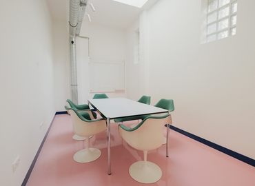 Office 55 Paulay Ede street, H- 1061 Budapest