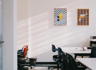 Office 55 Paulay Ede street, H- 1061 Budapest