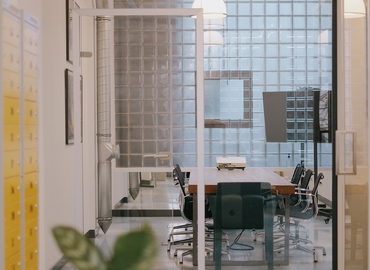 Office 55 Paulay Ede street, H- 1061 Budapest