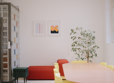 Office 55 Paulay Ede street, H- 1061 Budapest