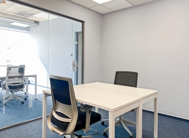 10 m² Business space in Miskolc, Arany János tér 1. (3526) - 3 | MatchOffice.com