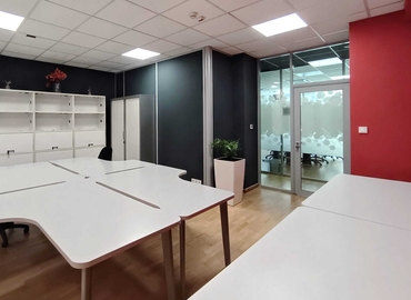 Office Anker köz 2-4 1061 Budapest