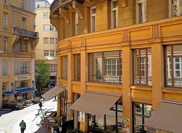 Office Anker köz 2-4 1061 Budapest