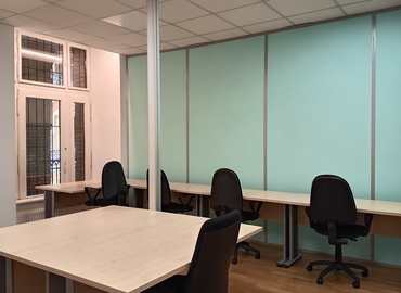 Office Anker köz 2-4 1061 Budapest