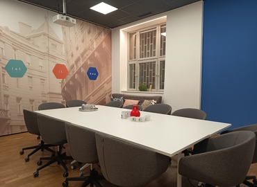 Office Anker köz 2-4 1061 Budapest