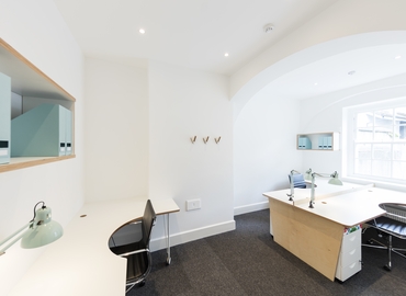 15 m² Business space property up for rent in Blackrock, Main Street 15A (A94 T8P8) - 2 | MatchOffice