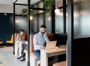 300 m² Business center in Cork, City Quarter (T12 VY7W) - 4 | MatchOffice.com