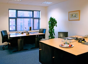 100 m² Business park property available to rent in Dublin, Harcourt Centre (D02 HW77) - 1 | MatchOffice