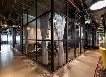 3000 m² Coworking  in Tel Aviv, Dvora HaNevi'a Street 121 (6944038) - 2 | MatchOffice.com