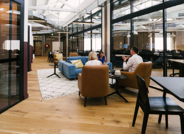 200 m² Coworking space  in Haifa, Derech HaAtsma'ut 45 (31000) - 4 | MatchOffice.com